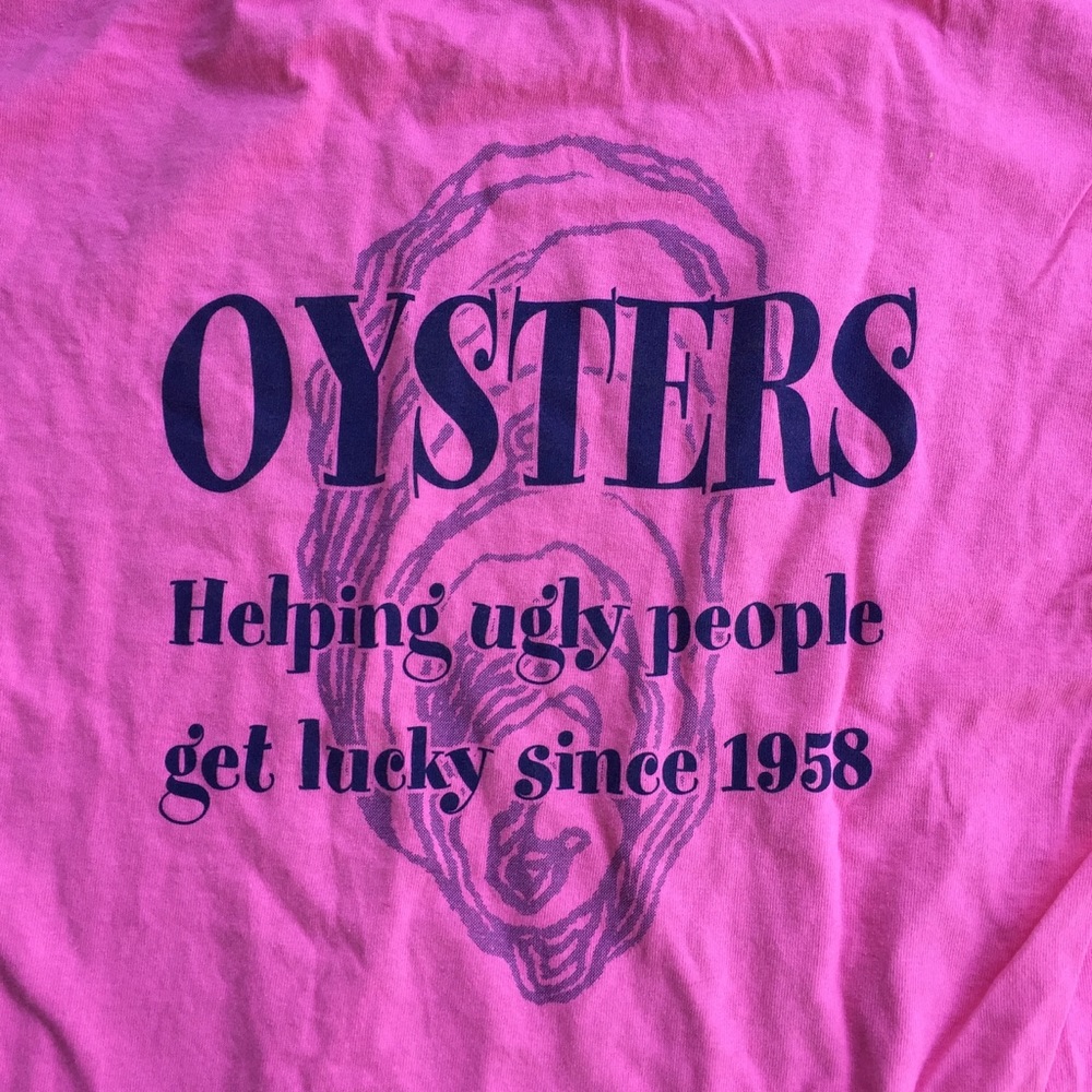Urbanna Pink Graphic Tee Large
